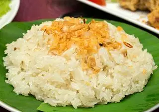 Hình ảnh Xôi Nếp Hành Phi + Ruốc ( Hộp To )
