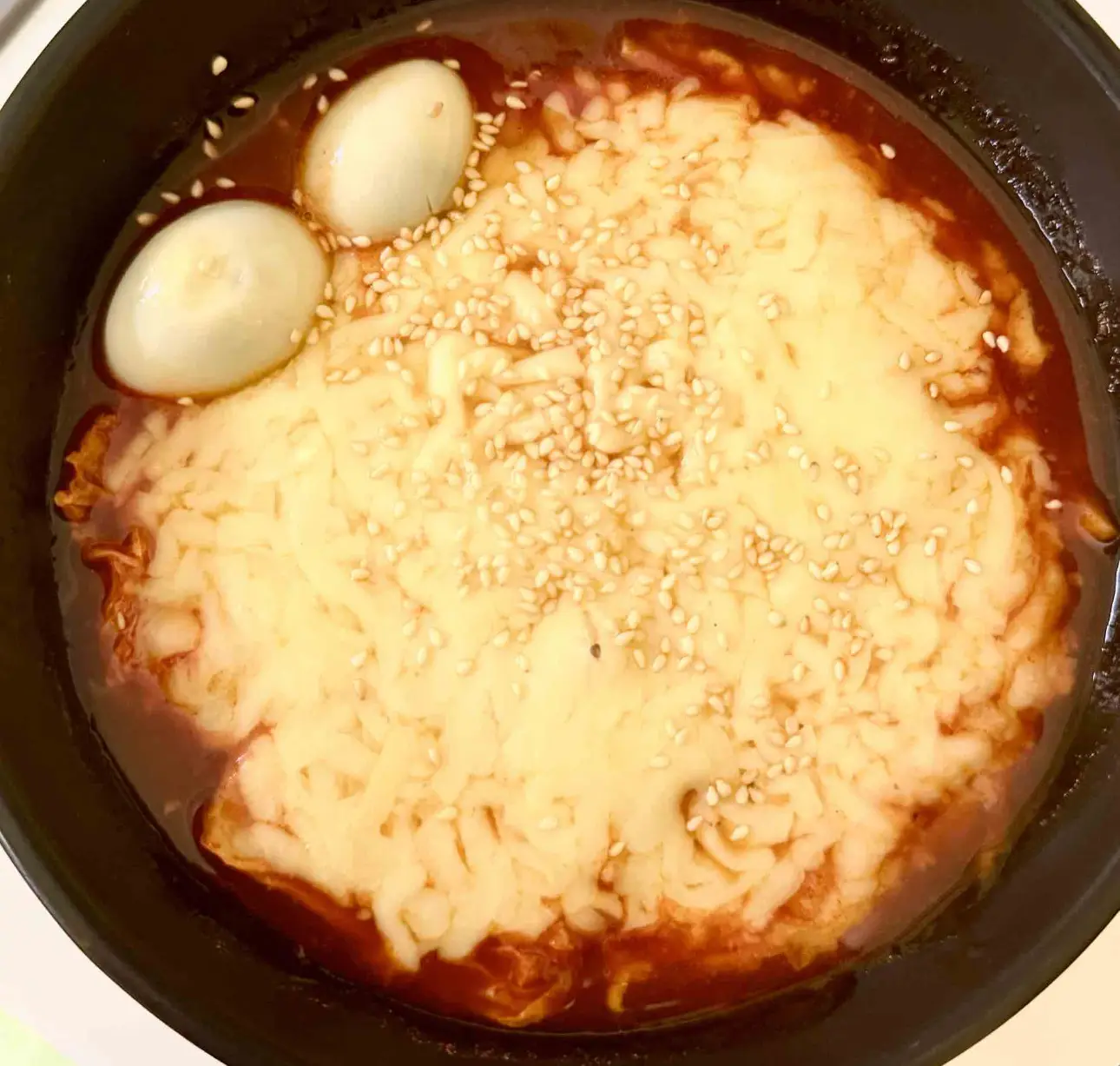 Hình ảnh Tokbokki thêm phô mai