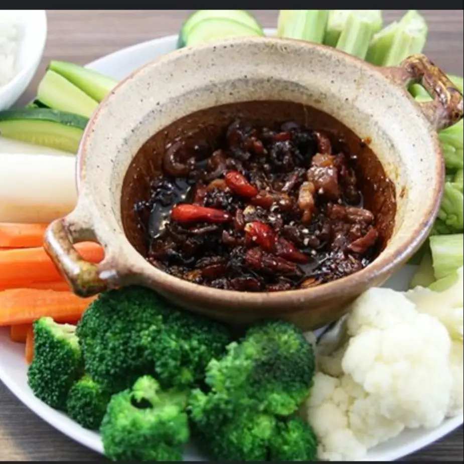 Hình ảnh Rau củ quả chấm muối vừng