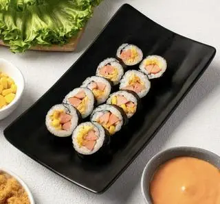 Hình ảnh Cơm cuộn xúc xích phomai
