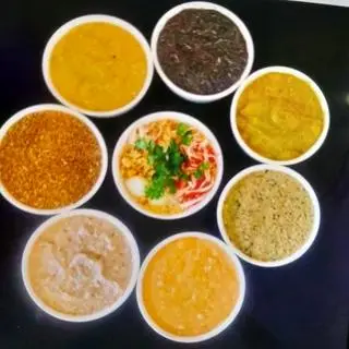 Hình ảnh cháo yến sào chưng kèm bò hầm hạt sen(không gia vị)
