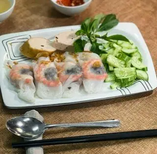 Hình ảnh Bánh cuốn tôm thịt + Chả