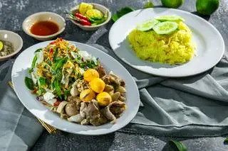 Hình ảnh Cơm lòng gà trứng non
