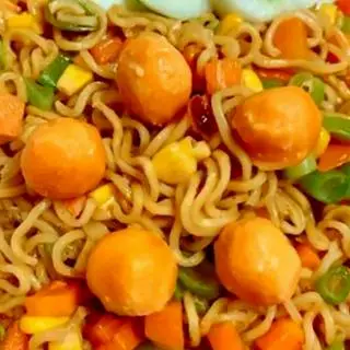 Hình ảnh Mì trộn tôm viên
