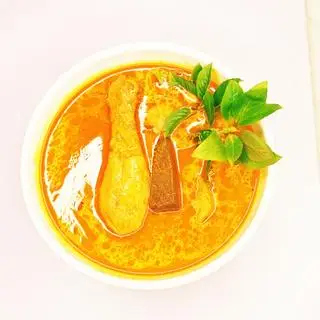 Hình ảnh ( đùi gà) chưa bao gồm bún hay bánh mì, mì gói