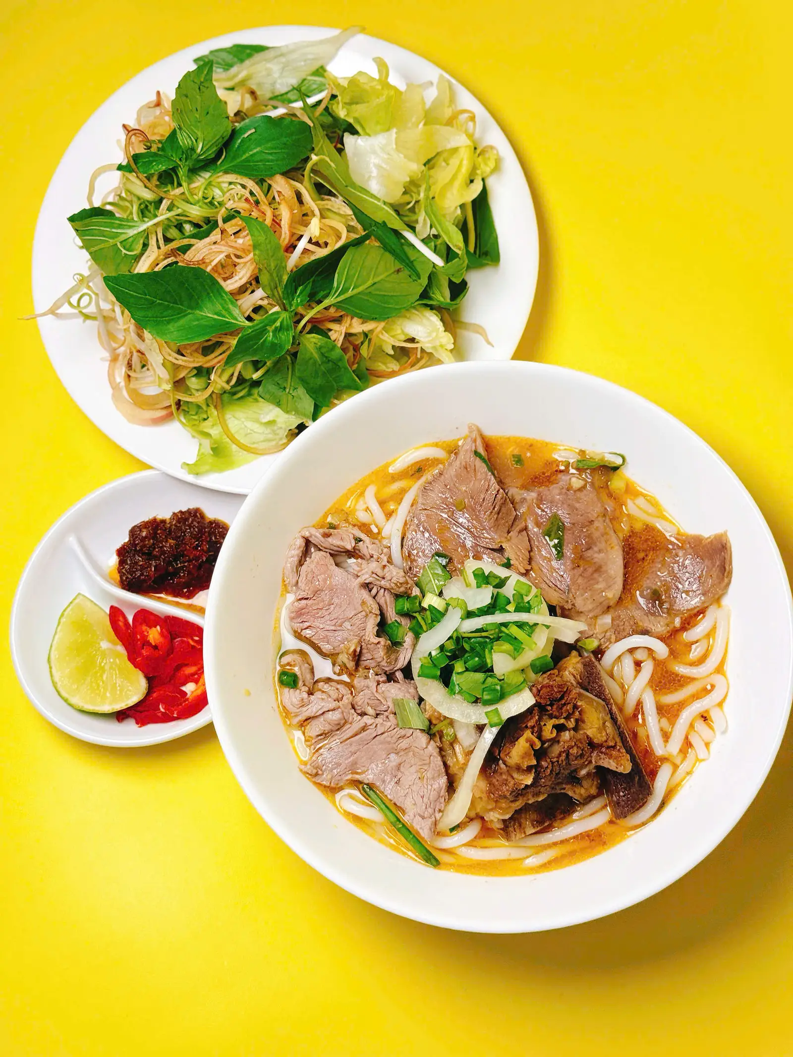Hình ảnh BÚN BÒ BẮP + TÁI + SƯỜN