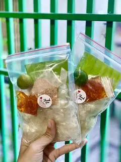 Hình ảnh Bánh tráng sợi dẻo lá chuối