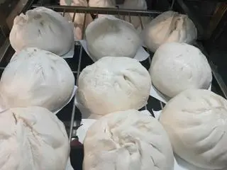Hình ảnh Bánh bao trứng cút