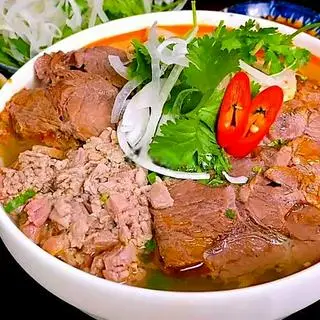 Hình ảnh Bún đặc biệt (chả thẻ - bò viên - nạm)