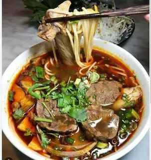Hình ảnh Bún bò nạm