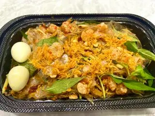 Hình ảnh Bánh tráng trộn full topping