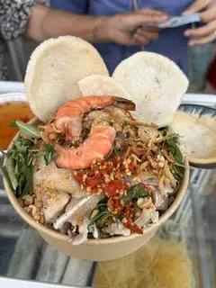 Hình ảnh Gỏi đu đu tôm tai heo