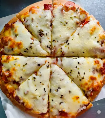 Hình ảnh Pizza thập cẩm size 20cm