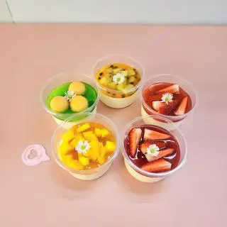 Hình ảnh Panna Cotta Trái Cây Tươi 1 Hủ 100ml