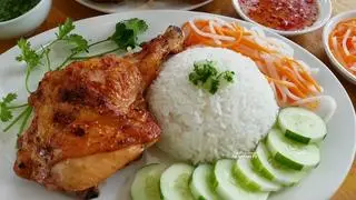 Hình ảnh Cơm Đùi Gà