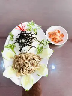 Hình ảnh Cơm bò xào nấm