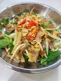 Hình ảnh Gỏi lòng bò