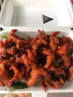 Hình ảnh chân gà rút xương chiên bơ