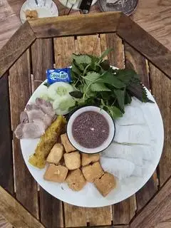 Hình ảnh Bún đậu thịt nem