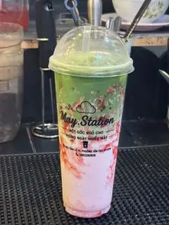 Hình ảnh Matcha latte dâu