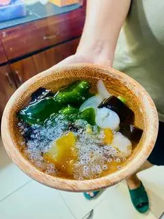 Hình ảnh Chè dừa nước thanh mát