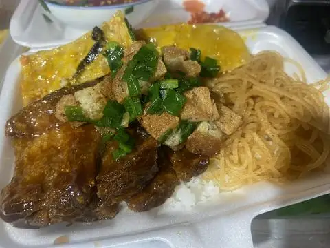Hình ảnh Cơm Tấm Chay - Sườn Bì Chả