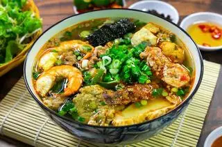 Hình ảnh Bánh đa cua đặc biệt