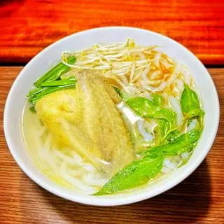 Hình ảnh Banh Canh + Cánh Gà Ta