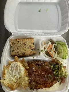 Hình ảnh Cơm tấm sườn chả ốp la