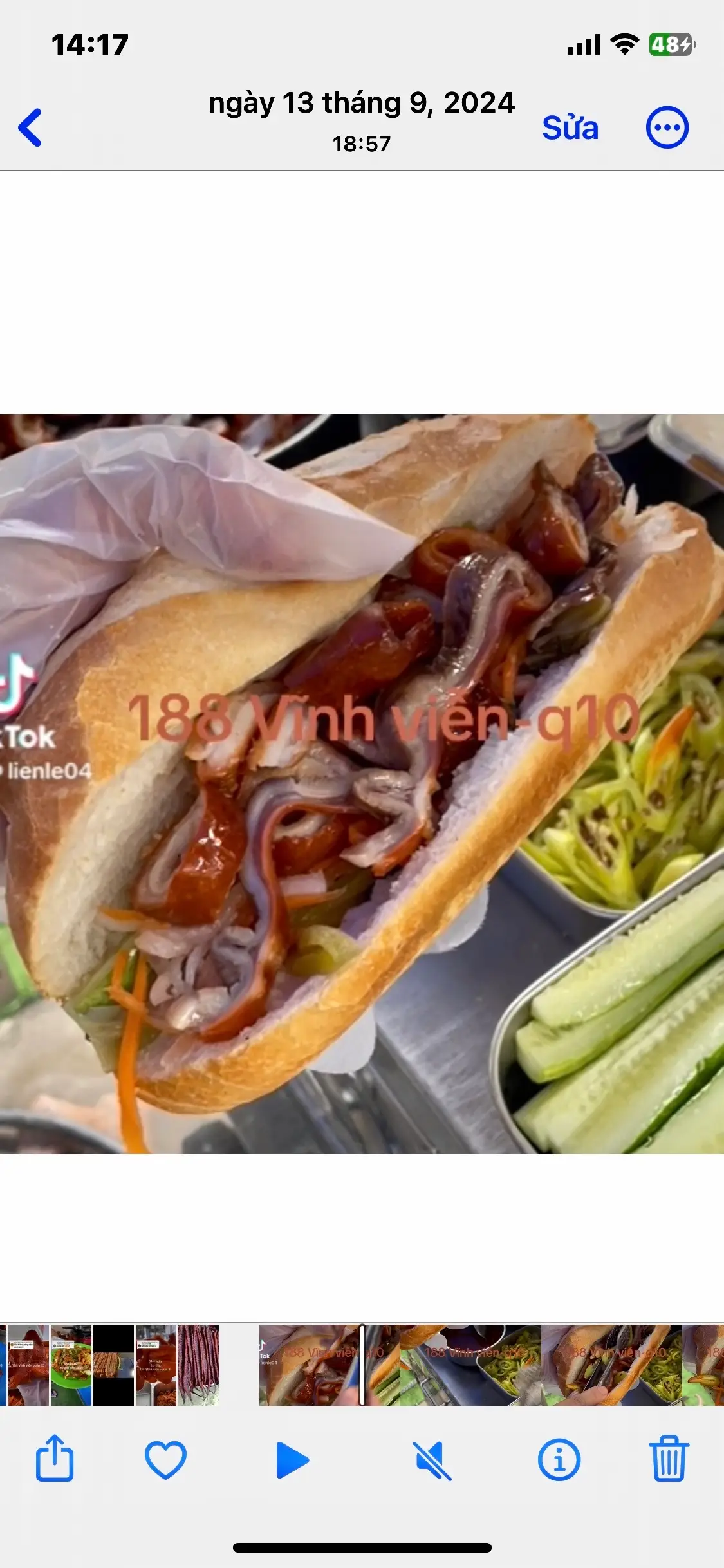 Hình ảnh Bánh mì phá lấu đặc biệt