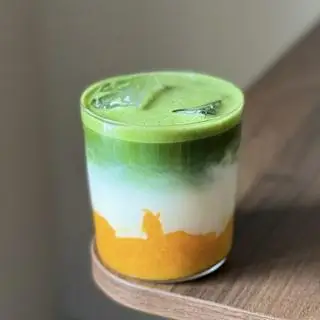 Hình ảnh Matcha latte xoài