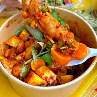 Hình ảnh Chân gà rút xương sốt Thái