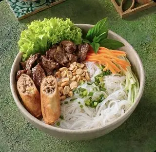 Hình ảnh Bún Thịt Nướng + Chả Giò