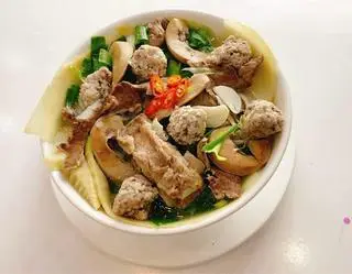 Hình ảnh Bún đặc biệt