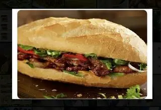 Hình ảnh Bánh mì trứng xúc xích