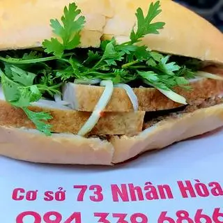 Hình ảnh Bánh Mỳ Chả Nóng