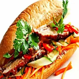 Hình ảnh Bánh Mì Pate Thịt Xá Xíu