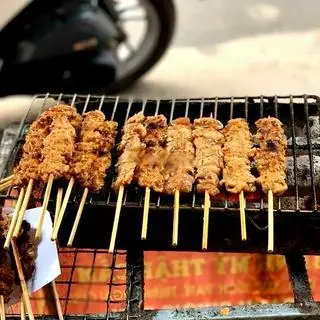 Hình ảnh Bánh Mì 2 Xiên