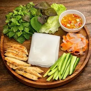 Hình ảnh Ức gà cuộn rau