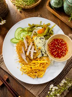 Hình ảnh Cơm Bì Chả Trứng