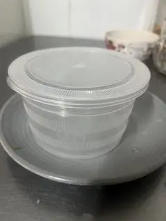 Hình ảnh dụng cụ đựng cháo đũa muỗng
