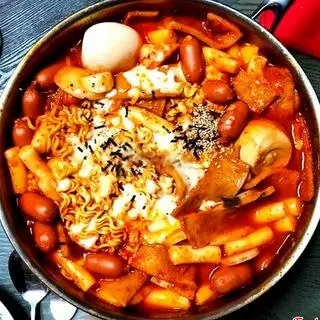 Hình ảnh Combo no nê