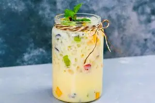Hình ảnh SỮA CHUA THÁI MIX VỊ 