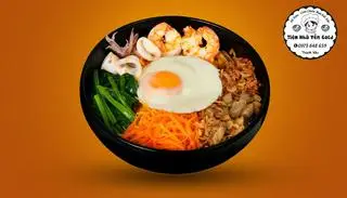 Hình ảnh mì trộn hải sản