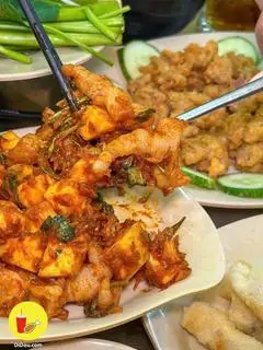 Hình ảnh Chân gà sốt Thái