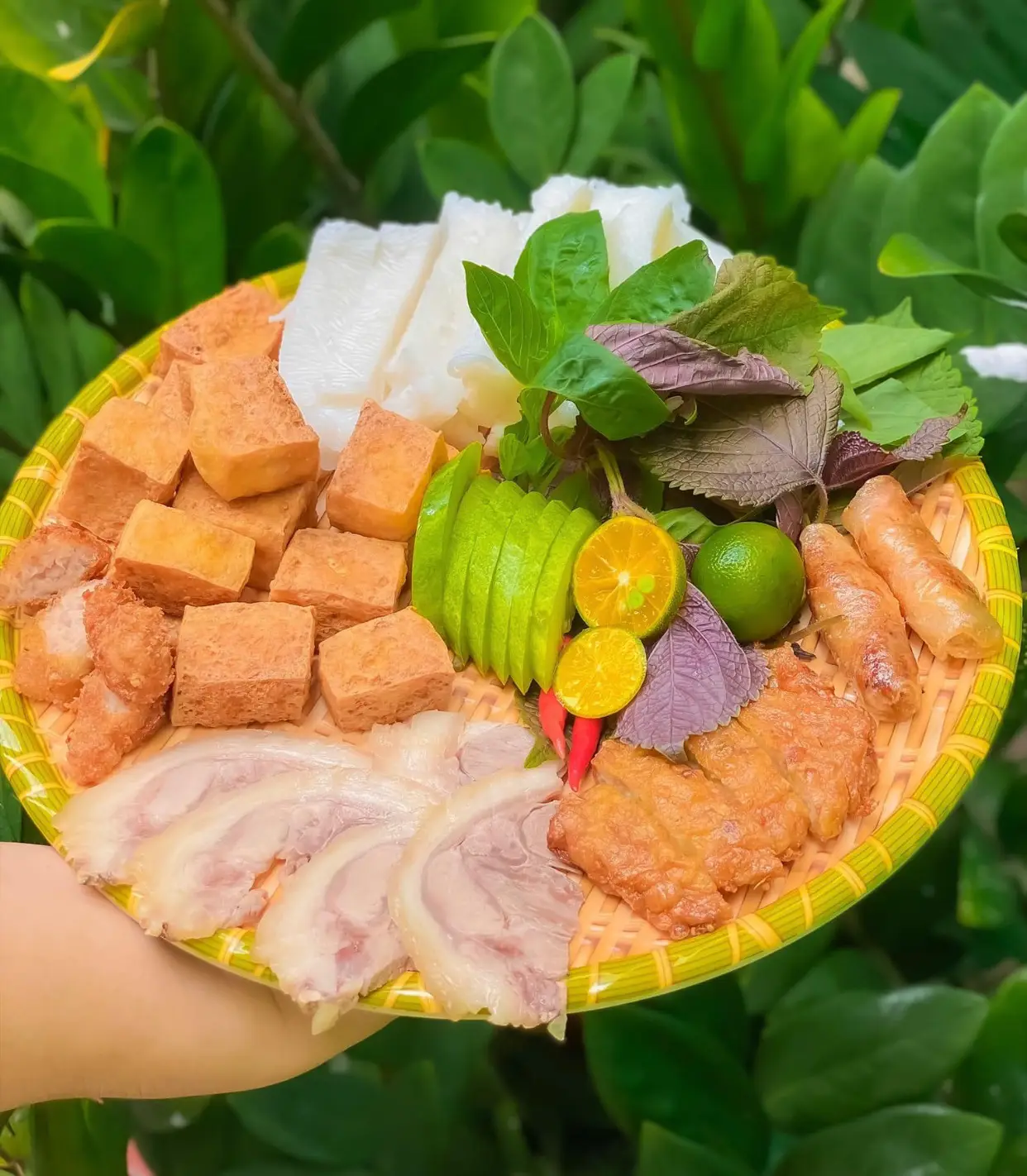 Hình ảnh Bún đậu thập cẩm