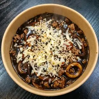 Hình ảnh MÌ TƯƠNG ĐEN Thịt bằm