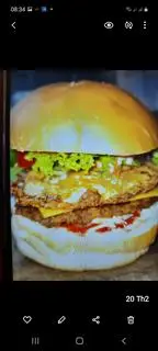 Hình ảnh hambuger gà +trà tắc 