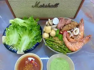 Hình ảnh Mì trộn đặc biệt
