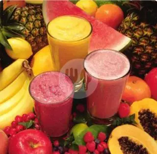 Hình ảnh sinh tố ngũ quả ly 500ml
